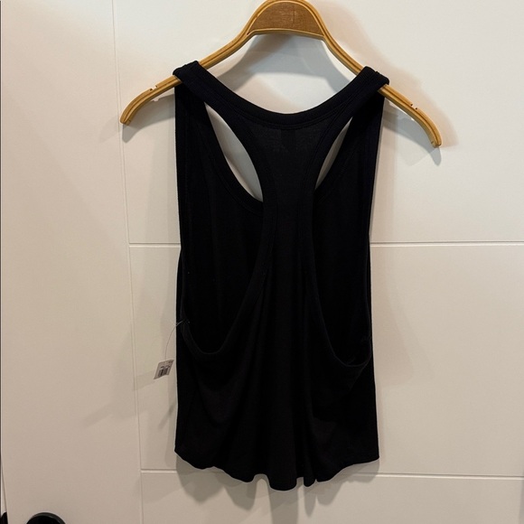 Old Navy Tops - Old Navy Black Sleeveless Women's Top size 2X NWT